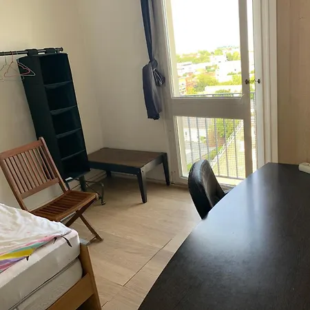 Simple Acces Direct Aeroport D'orly Homestay *